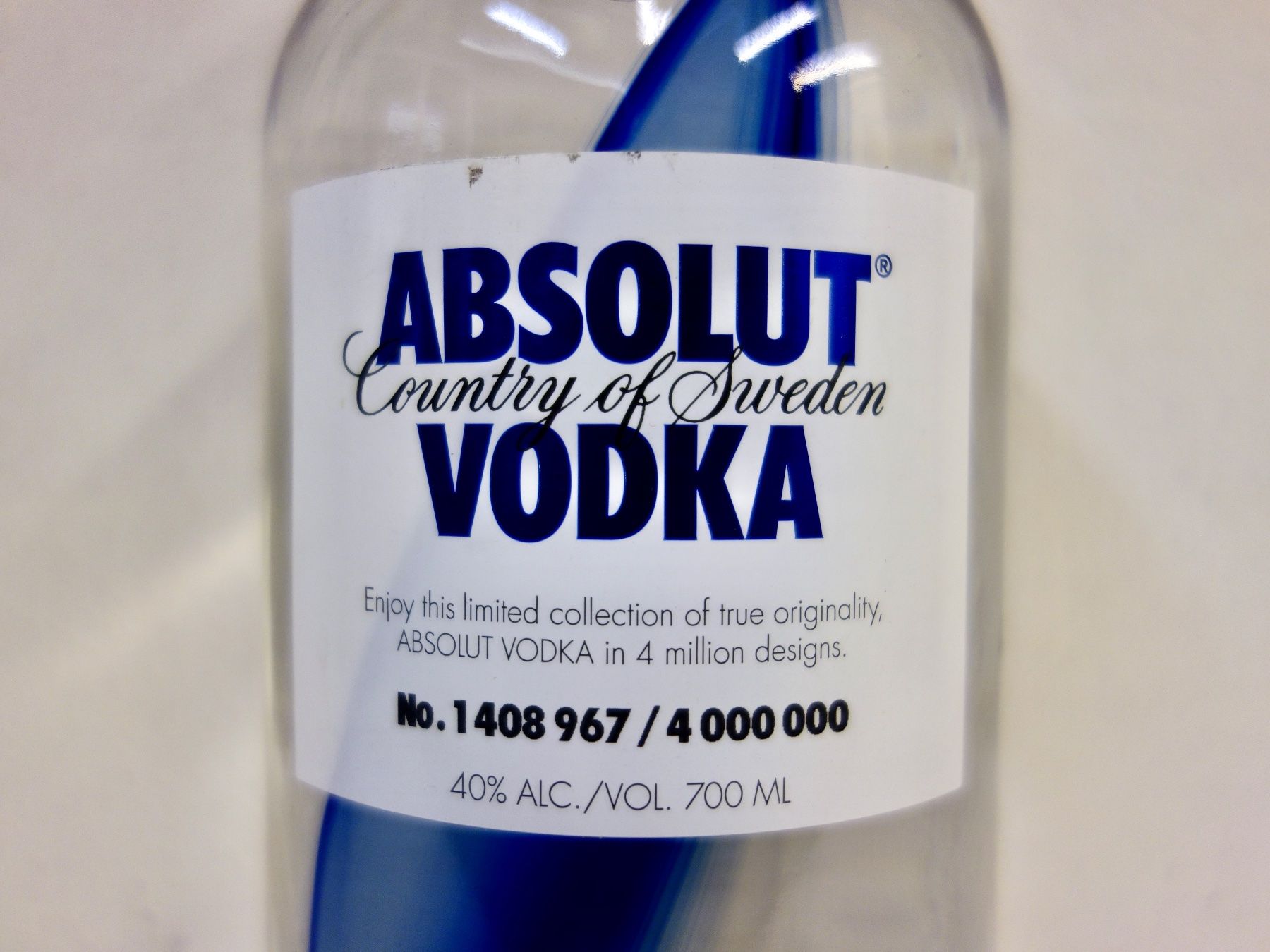 Absolut Vodka Bevande alcoliche: 1 x ABSOLUT VODKA ABSOLUT ORIGINALITY Edition 2013 – Nuovo e nell'imballaggio originale da Kerzers venduto da zimmergruen 1