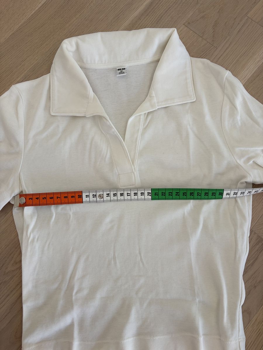 Magliette Polo: Uniqlo Polo cropped – Usato da Au ZH venduto da eac_gm25 2