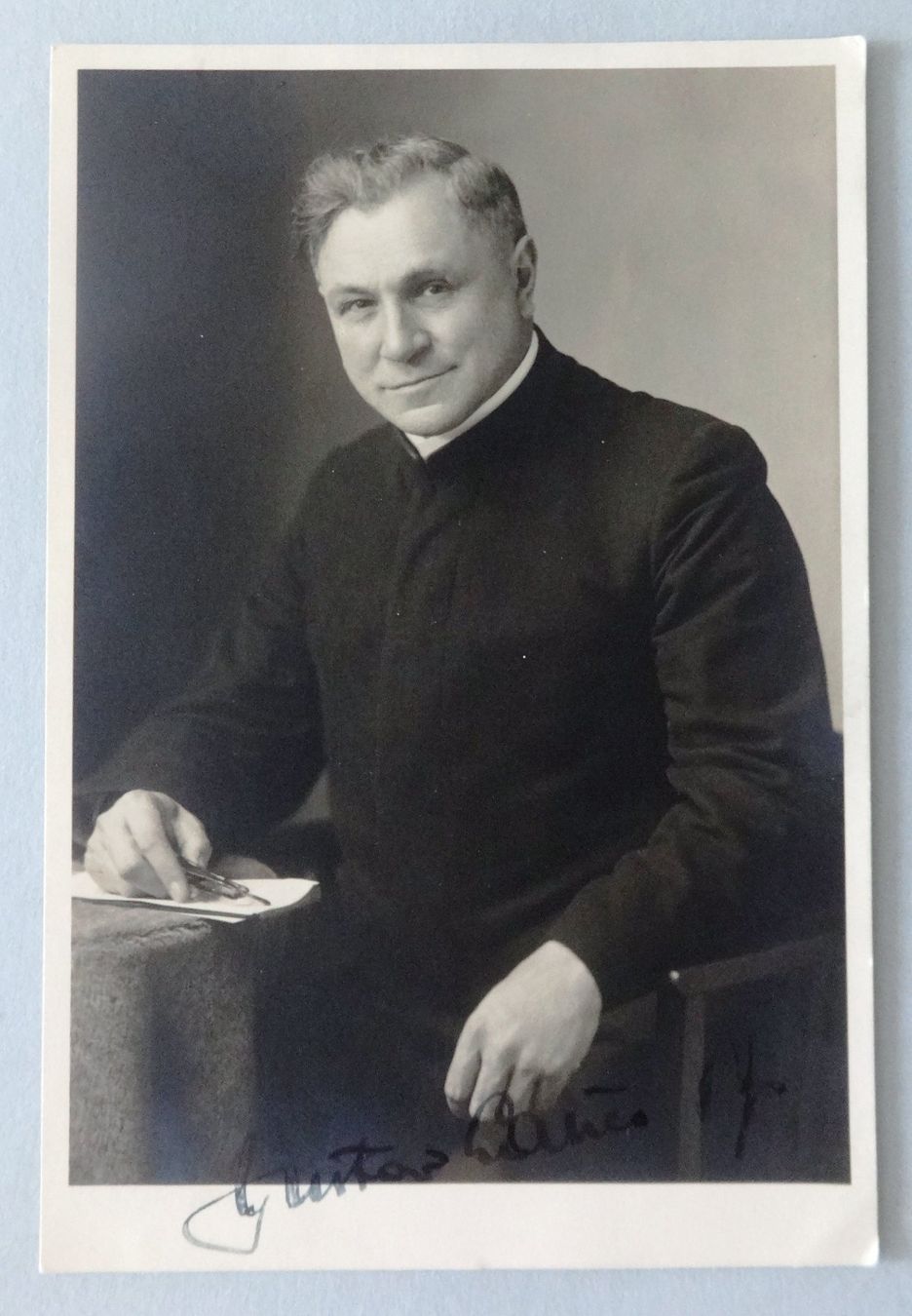 Cartoline postali: Homme d'église – Usato da Fétigny venduto da Billy2miny