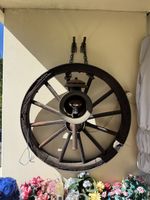 Wagenrad Lampe Holz Metall rustikal