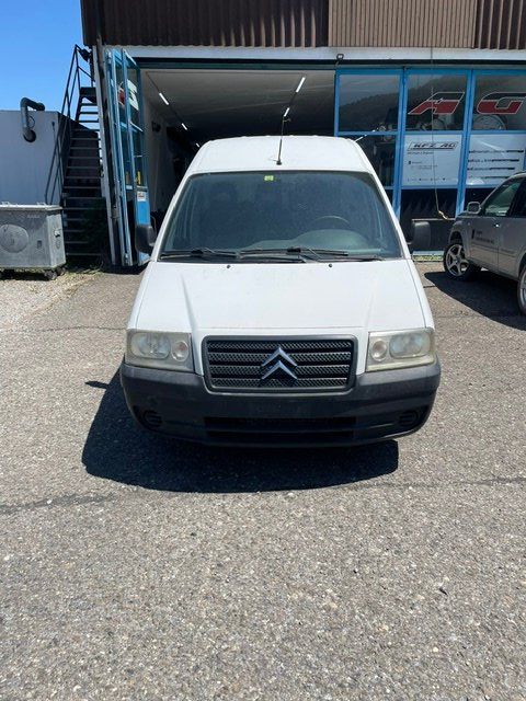 Citroën Veicoli commerciali: Citroen Jumpy 2.0 HDi Jg. 2006 – Usato da Steinmaur venduto da KFZAG