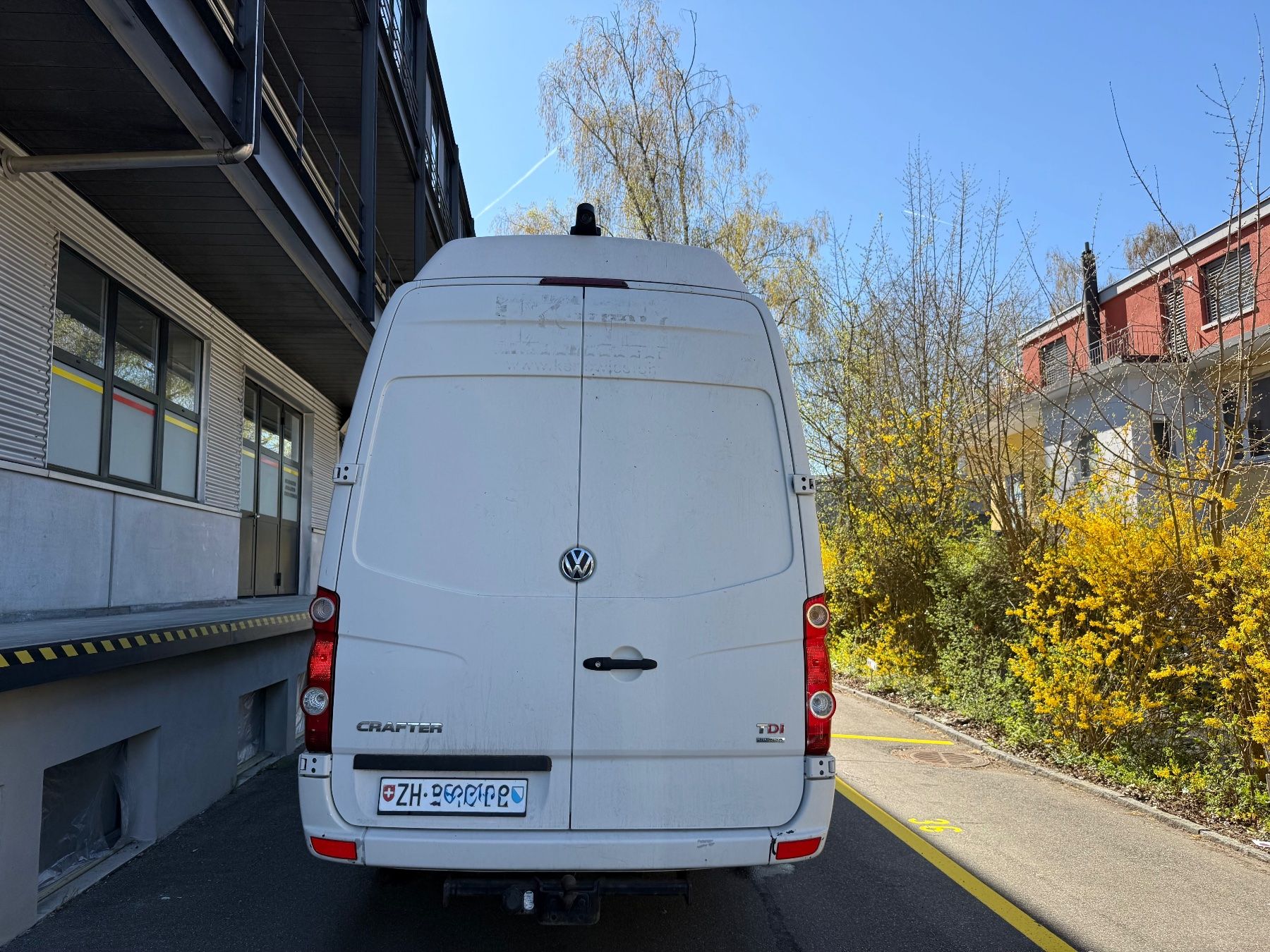 VW Veicoli commerciali: Vw Crafter 2.0TDi Lang+Hochversion – Usato da Zürich venduto da BESALE2015 4