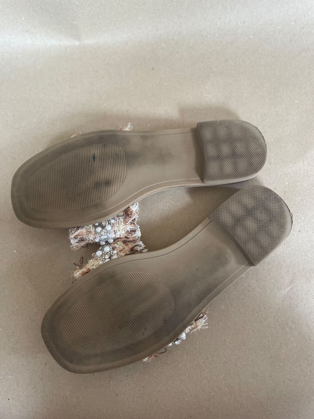 Damenschuhe: Sandaletten mit Perlen und Strass Gr. 40 – Gebraucht aus Zürich von lil_x7ky 2