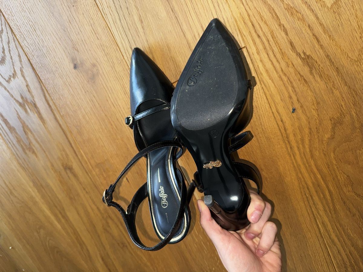 Buffalo Damenschuhe: Bufallo Pumps – Gebraucht aus Schaan von kri_tsw8 5