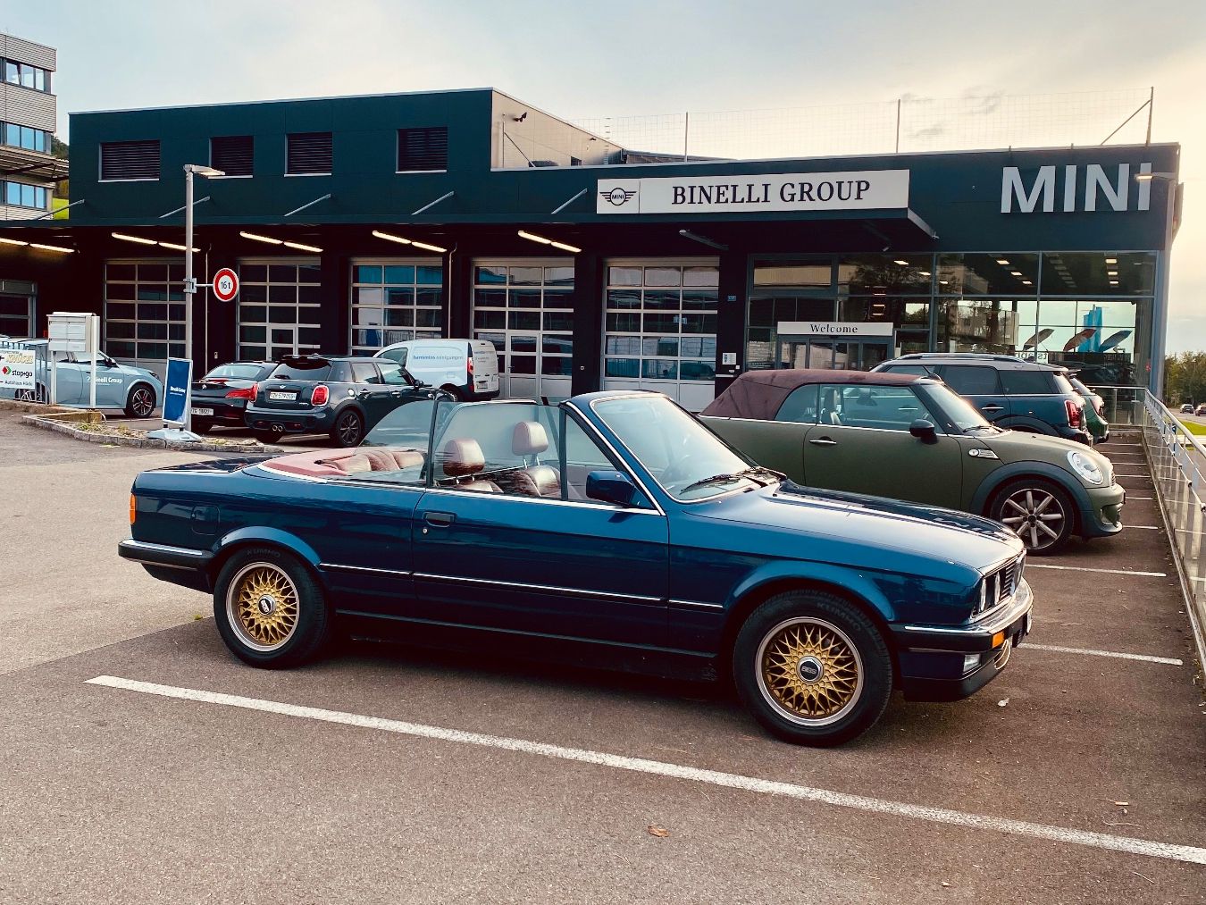BMW Automobili: BMW 325i E30 Cabrio / frisch ab Service – Usato da Dierikon venduto da Nemy