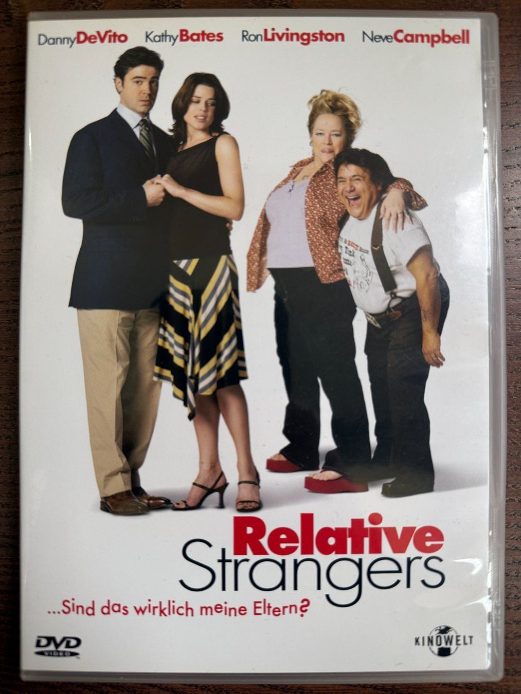 Tutti i DVDs: Relative Strangers – Usato da Zürich venduto da FilmFreunde