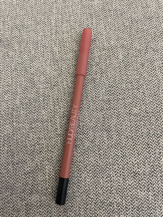 Huda Beauty lip contour 2.0, lipliner, pinky brown Kaufen auf Ricardo