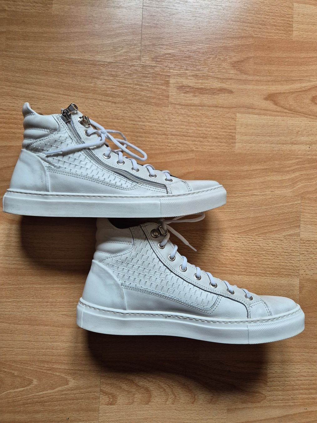 Chaussures hommes: Leder Sneaker – Neuf (Voir description) à St. Gallen par Demos86