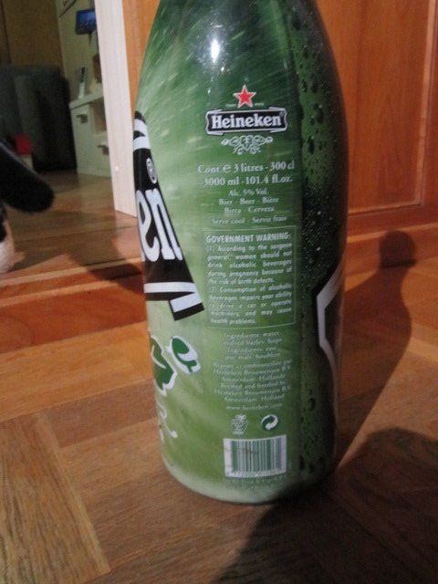 Heineken Gläser, Krüge & Flaschen: Heineken Sammler  Flasche. – Neu und originalverpackt aus Eglisau von ordne 2