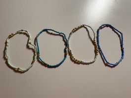Sommerliche Armbänder Set mit Gold-Akzenten