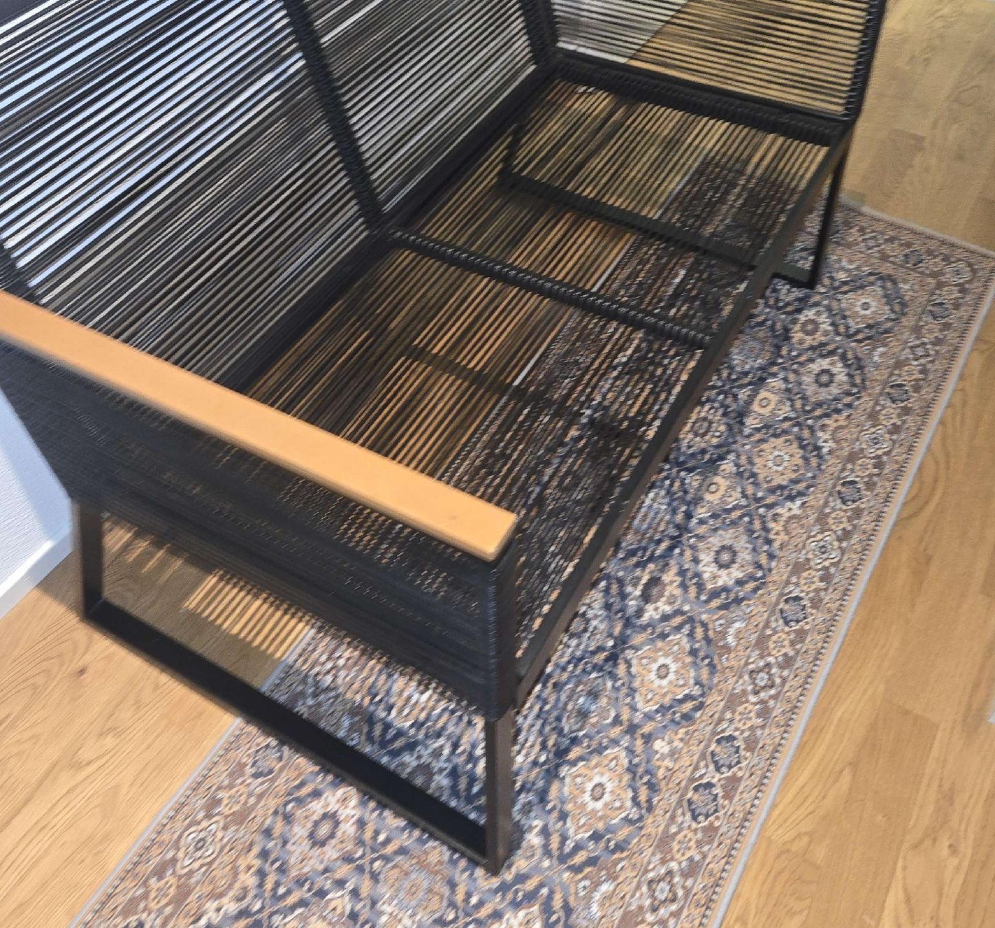Bänke: Gartensofa 2-Sitzer schwarz – Gebraucht aus Bremgarten AG von MrReefaven 4
