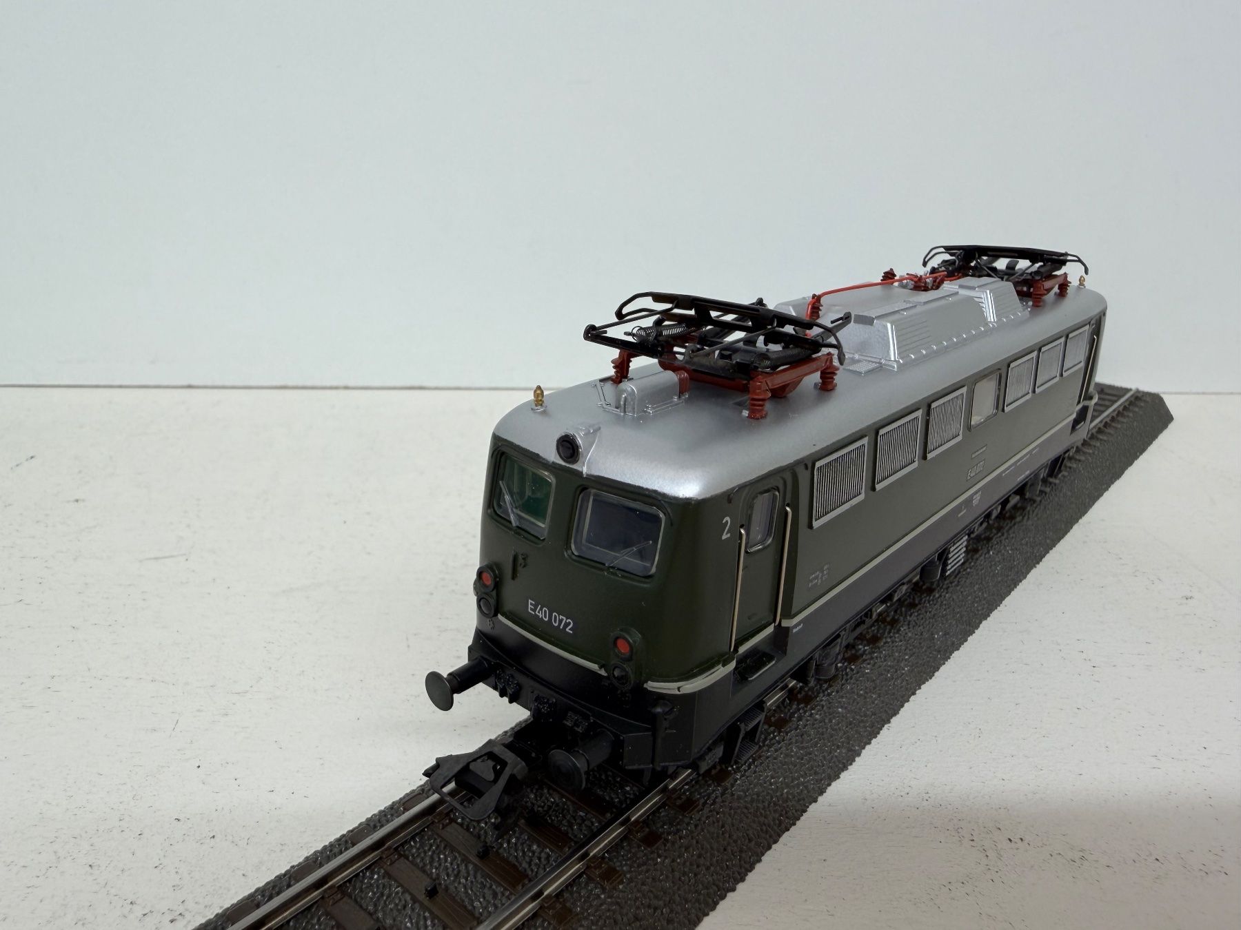 Märklin Trains électriques: Märklin H0 E-Lok BR E40 072 DB Wechselstrom Digital – D'occasion à Büsserach par ModellbahnDepot 4