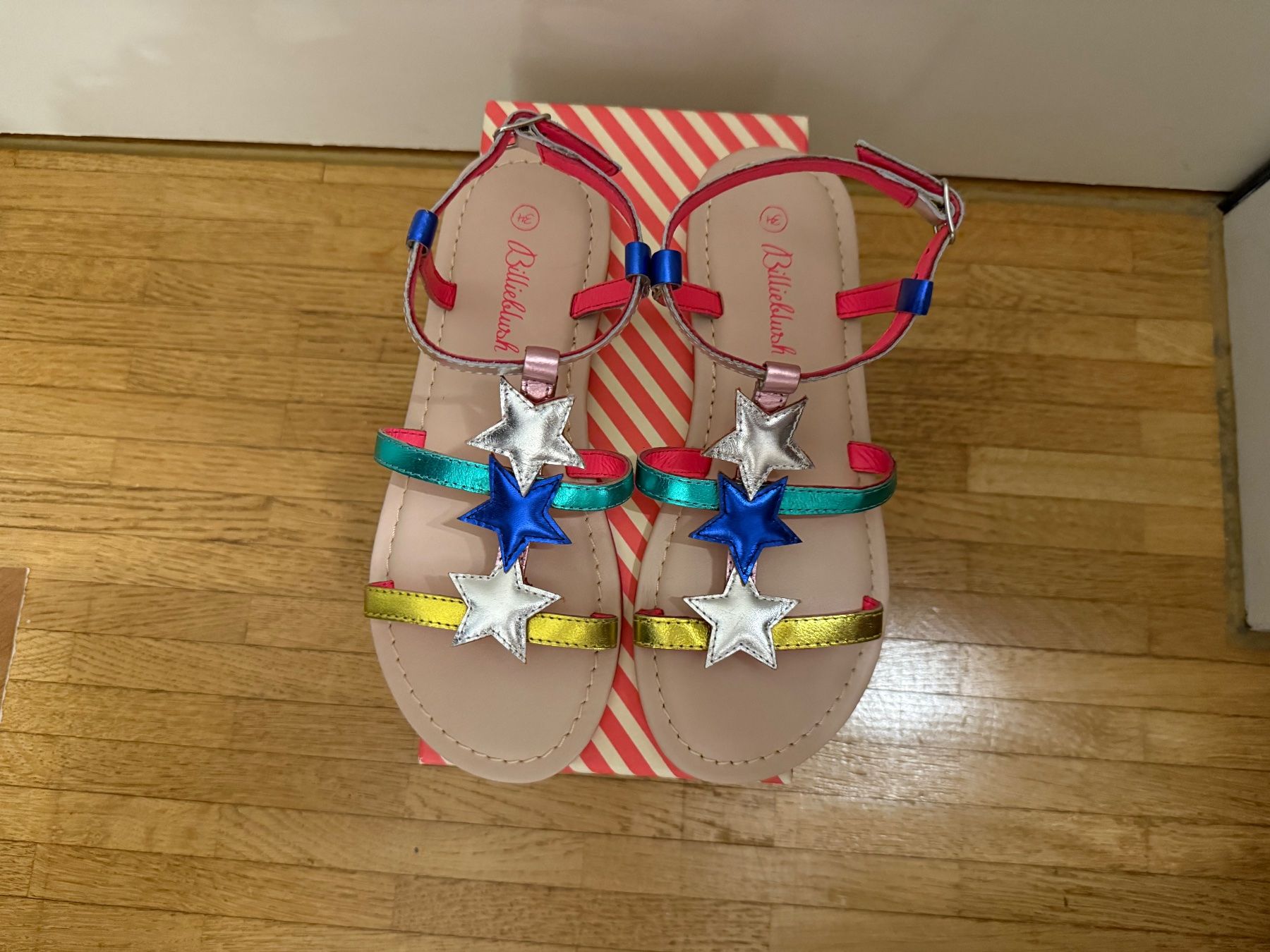 Billieblush Scarpe per ragazze: Sandalen Billieblush Gr.34 NEU – Nuovo e nell'imballaggio originale da Zürich venduto da makmakmak 1