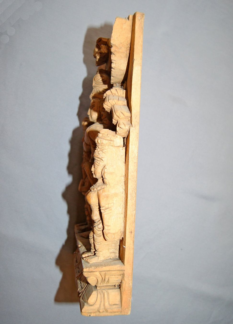 Statuette: Geschnitztes Panel mit tanzendem Shiva, wohl aus Bali – Usato da Geroldswil venduto da ARTEFACTO 8