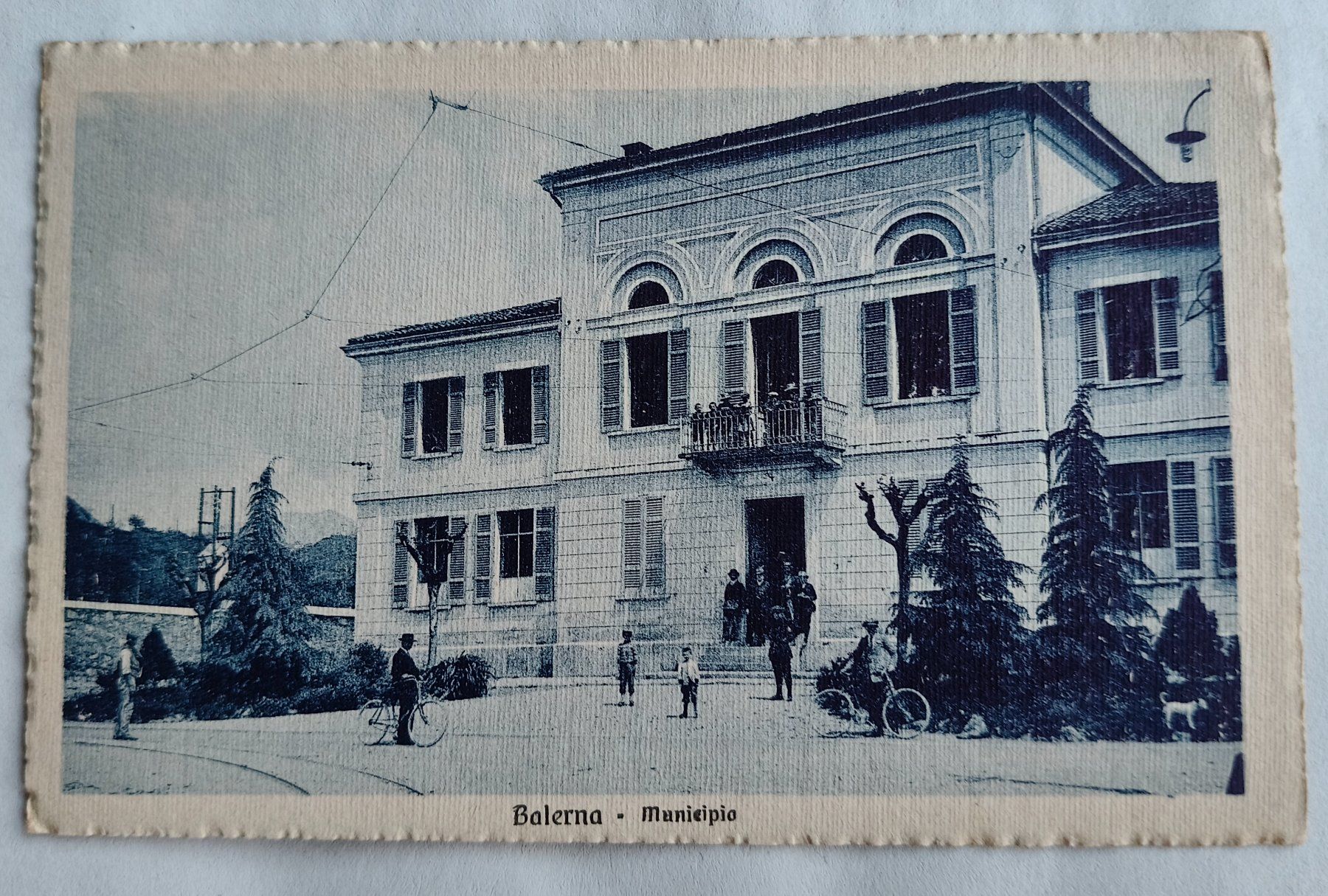 Cartoline postali: Balerna ca. 1920 Municipio animata – Usato da Biasca venduto da Elia2002