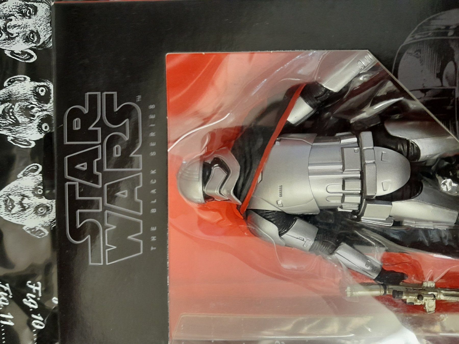 Hasbro Statuette: Hasbro Star Wars Black Series Captain Phasma – Usato da Rüti ZH venduto da Alemanni 7