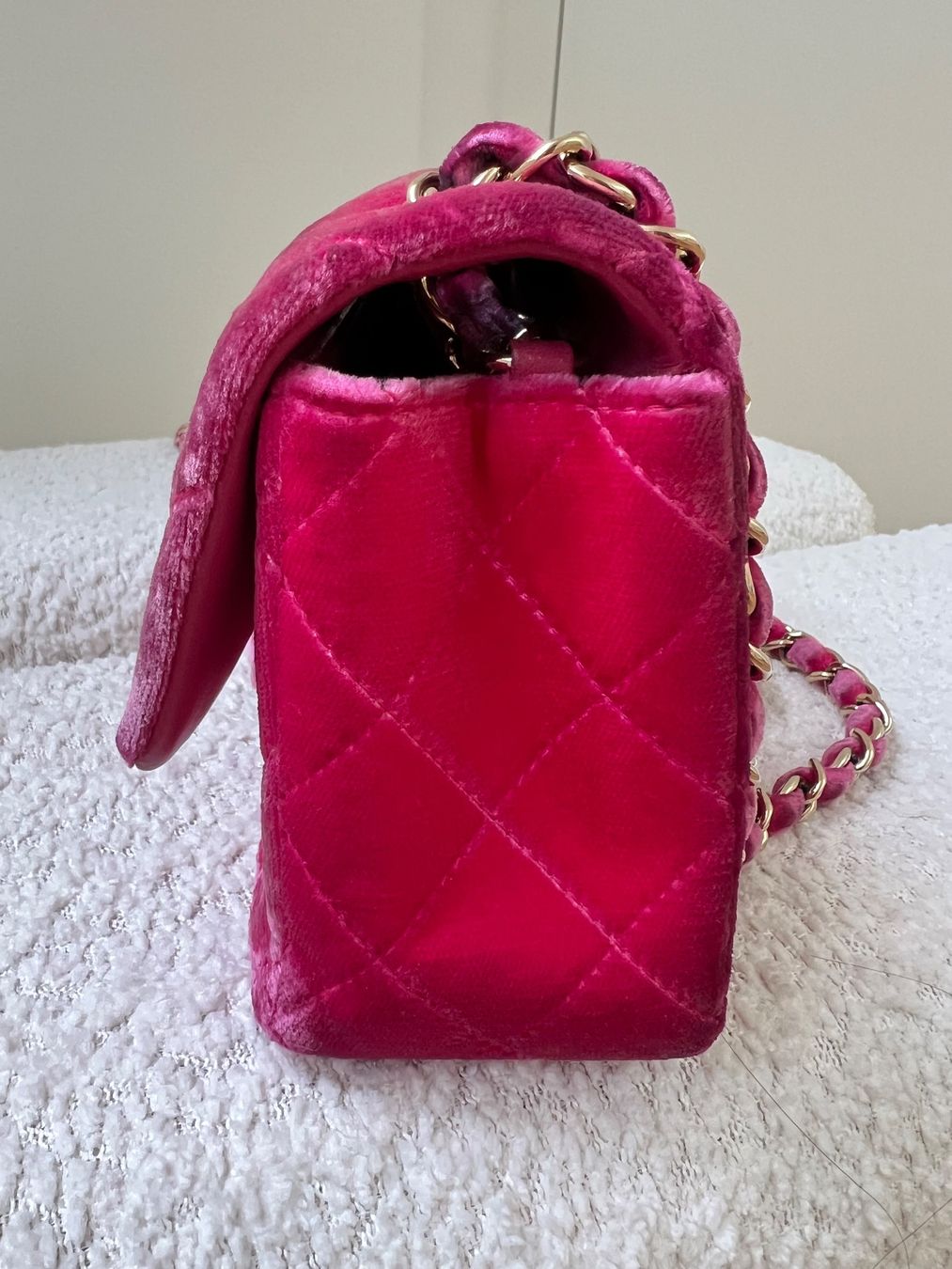 Chanel Borse da donna: Chanel sac à main en velours – Usato da Lutry venduto da roxypoxy 7