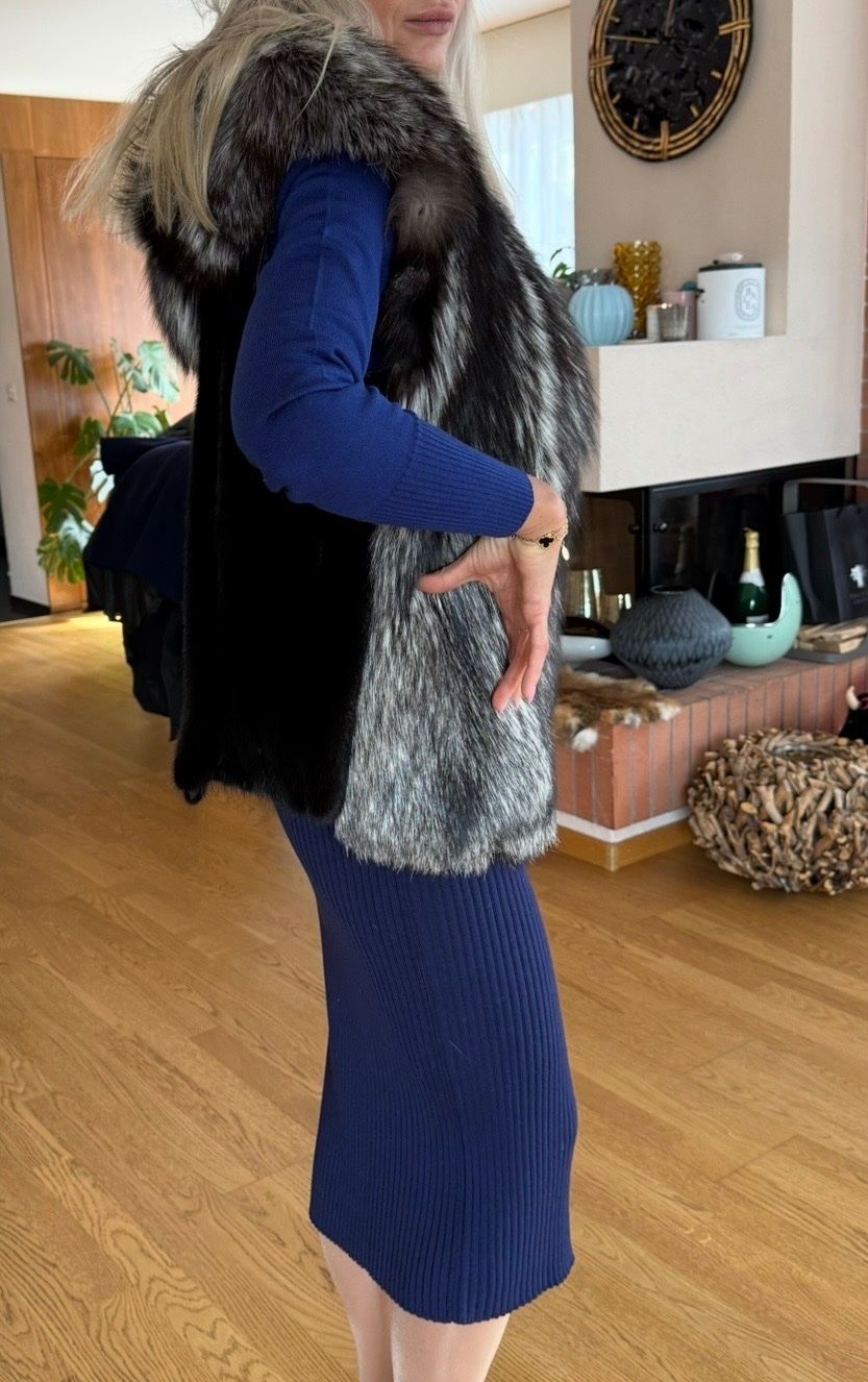 Gilets: Nerz und Fuchsweste  Grösse M/L – D'occasion à Zollikon par Jamielynnhucks 1