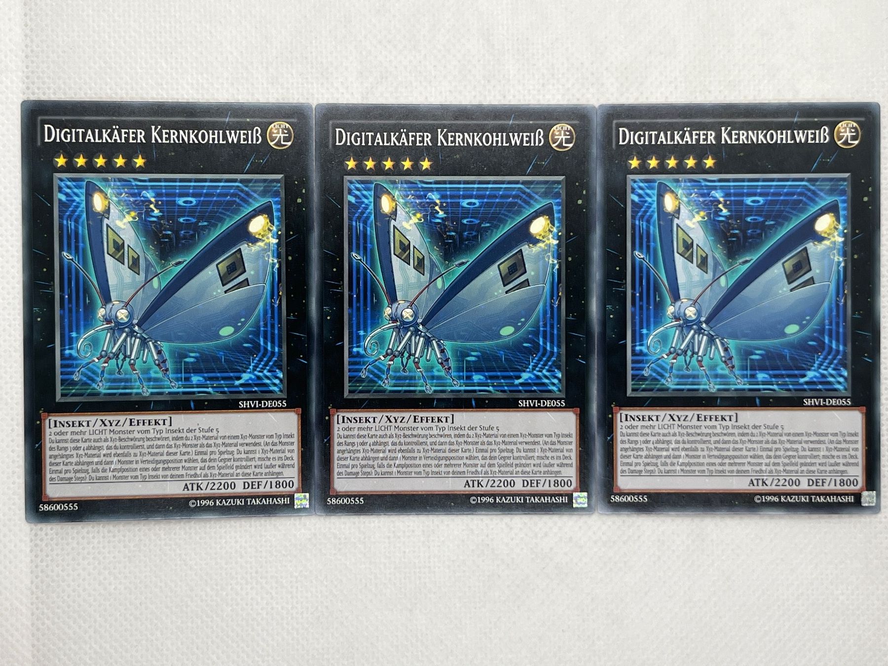 Yugioh Carte collezionabili: Yu-Gi-Oh! Digitalkäfer Kernkohlweiß SHVI-DE055 Deutsch Commo – Usato da Hinterkappelen venduto da Kim1992