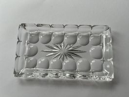 Vintage Schmuck - Chalet aus Kristall