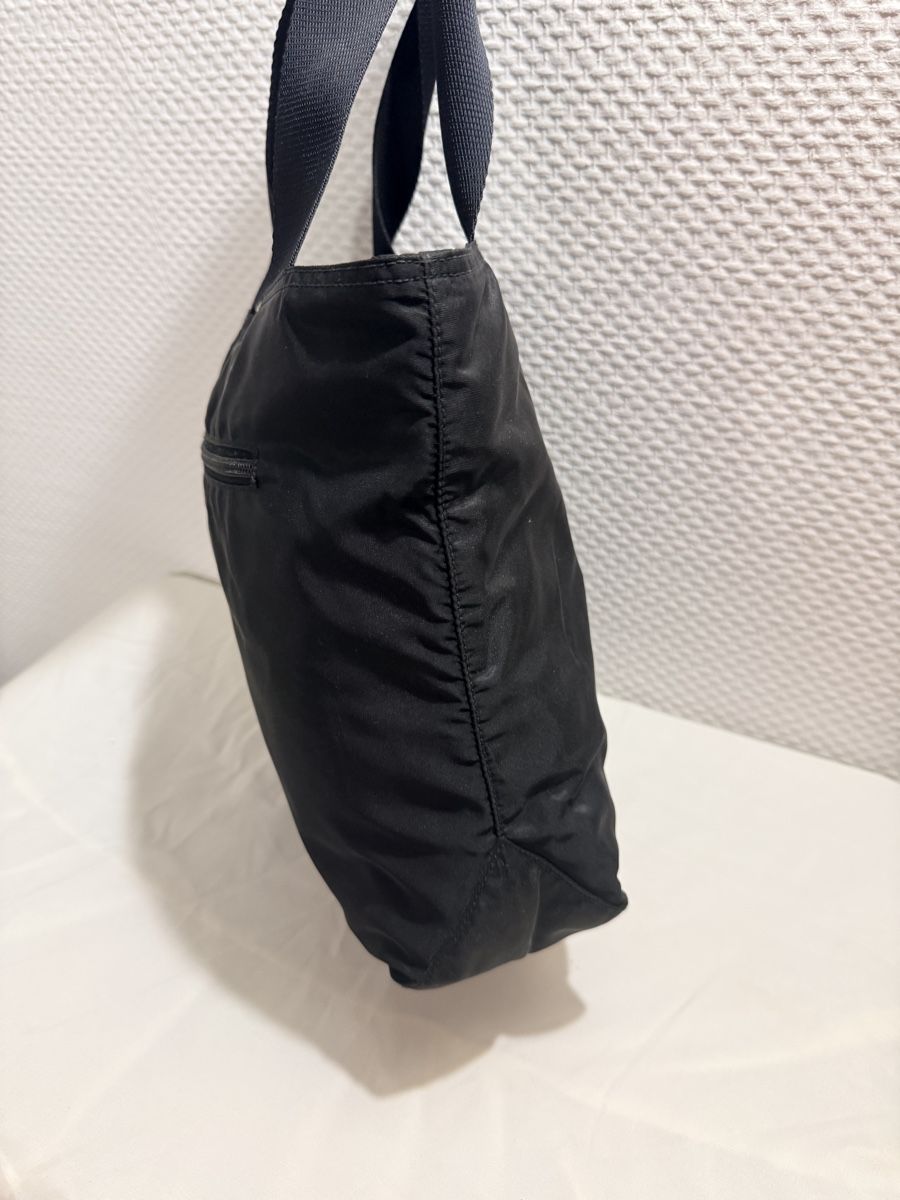 Prada Sacs: Prada Tote Bag Black Nylon  – D'occasion à Geneve par DarlingVintage 3
