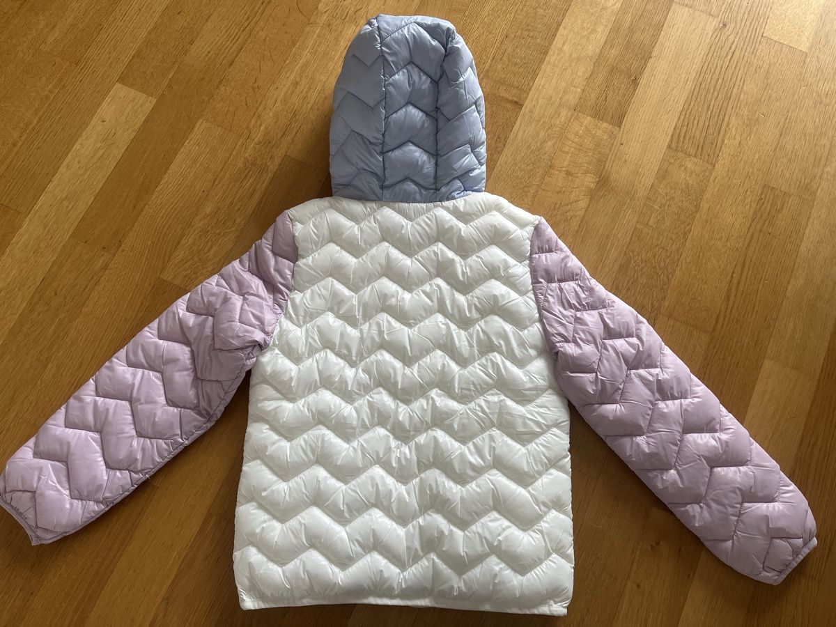 Benetton Jacken & Mäntel: Neue Benetton Übergangsjacke, 140 – Gebraucht aus Zürich von Rusdi 1