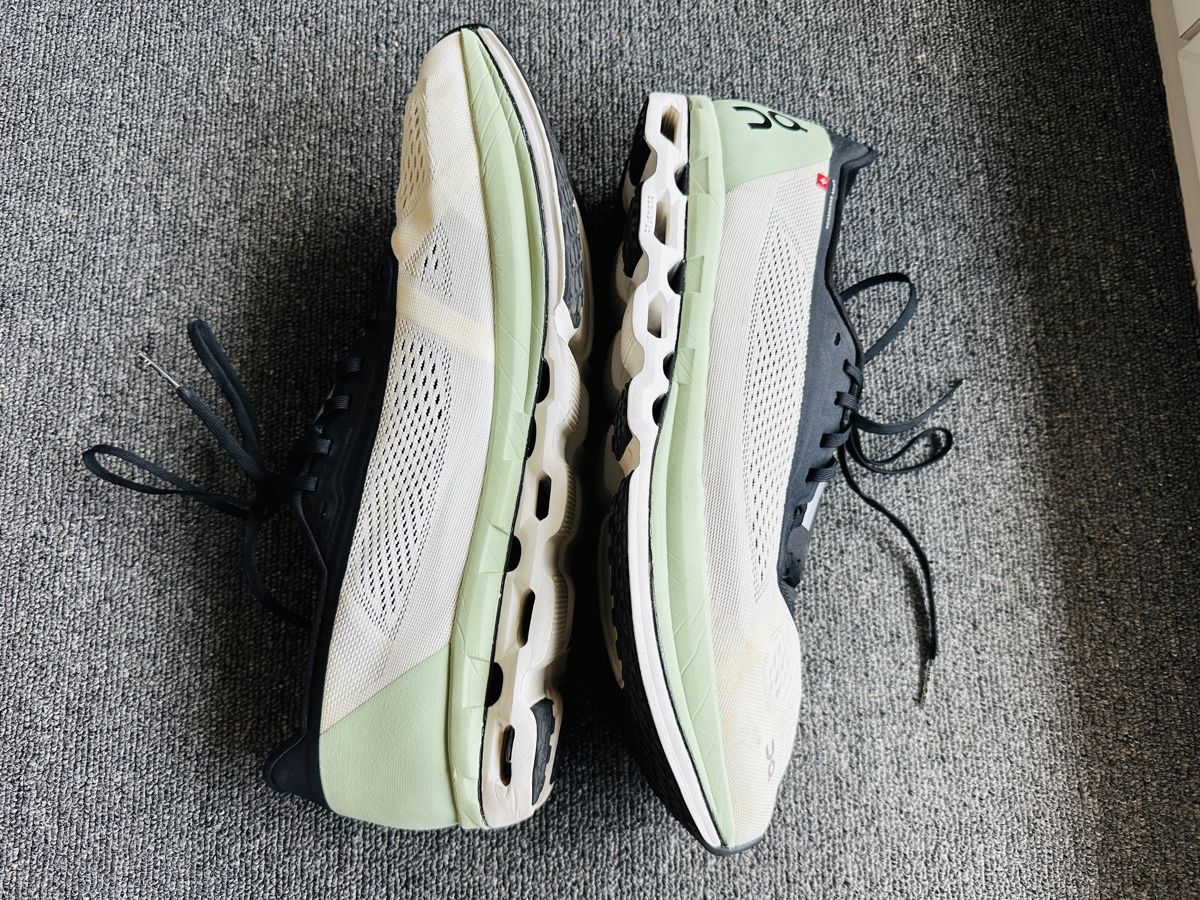 On Scarpe da uomo: On Cloudboom homme taille 47.5 blanc et vert clair – Usato da Bulle venduto da LeMoleson 3