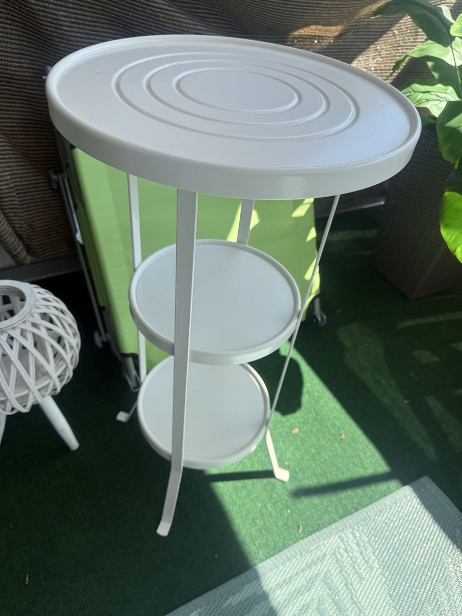 Tavoli: IKEA GUNNERN Beistelltisch – Usato da Birr venduto da Bincir 1