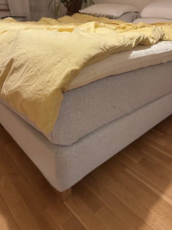 Letti: IKEA Boxspringbett ohne Matratze – Usato da Zürich venduto da lo97 1