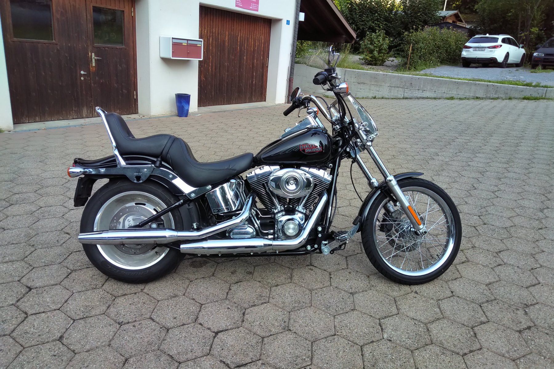 Harley-Davidson Chopper: Harley Davidson FXSTC 1584 Softail Custom – Usato da Diesbach GL venduto da Toohip 4
