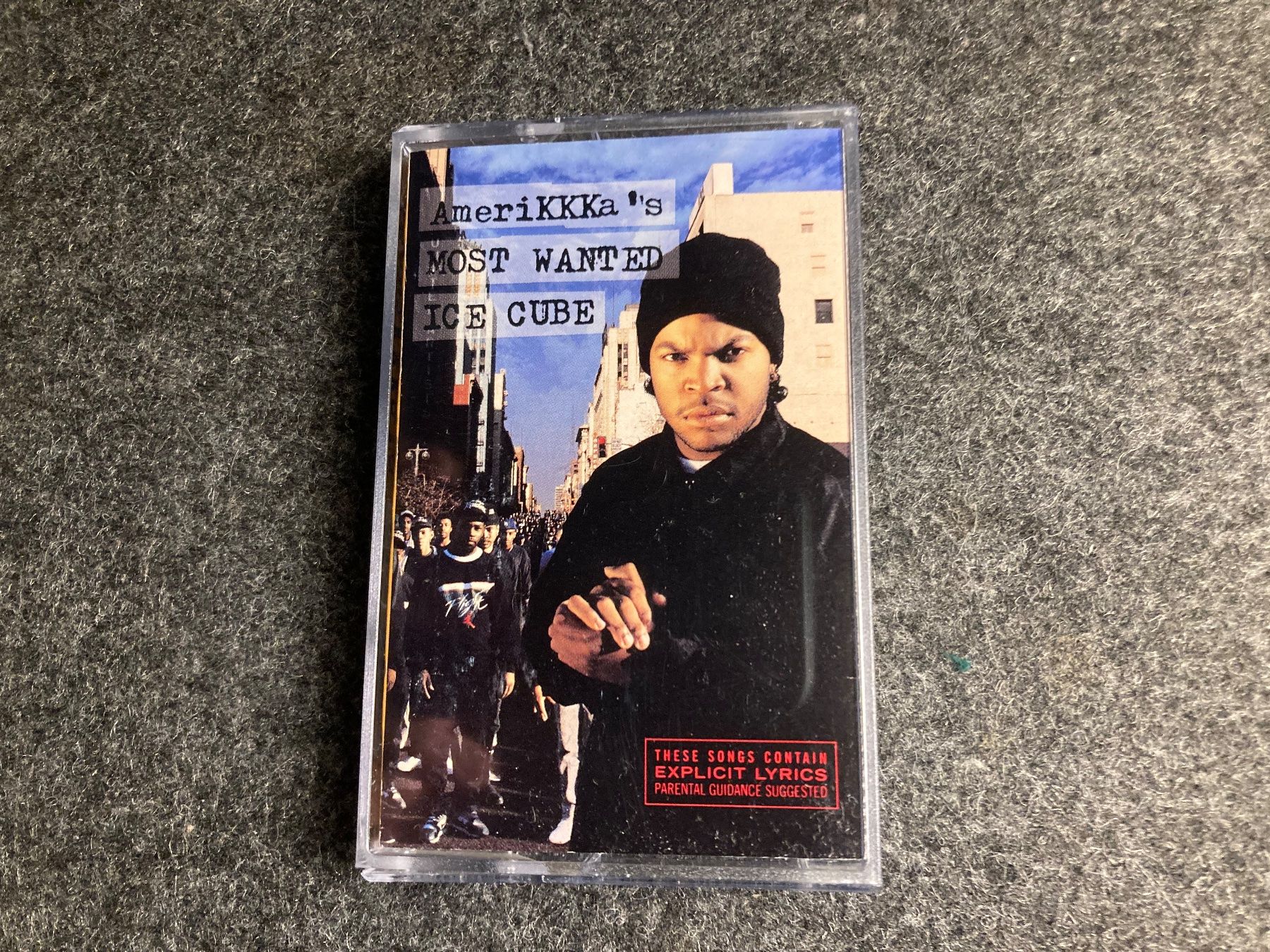 Musicassette: Ice Cube - AmeriKKKa's Most Wanted (MC) – Usato da Fribourg venduto da Karushi