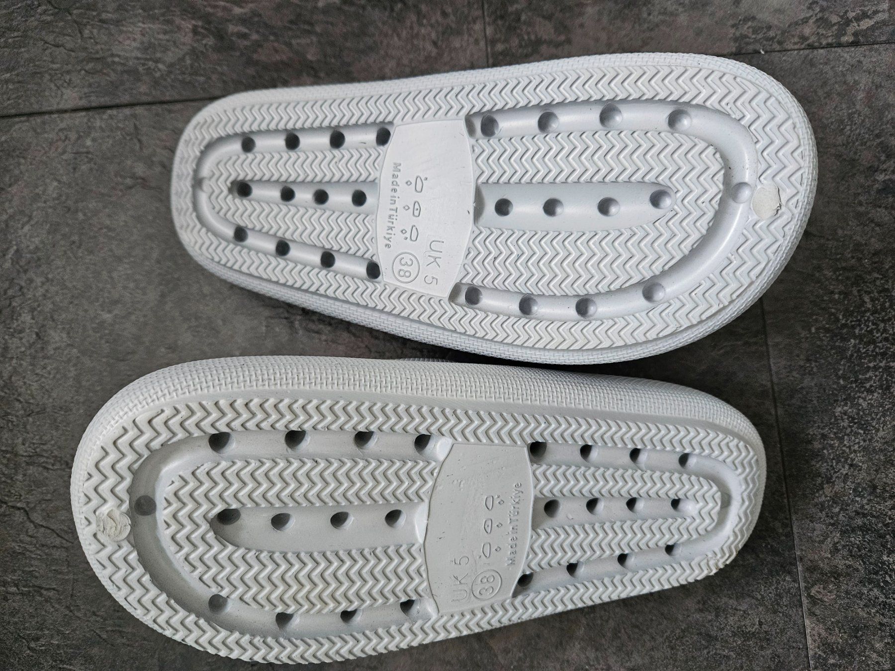 Scarpe da donna: Badeschuhe Gr.38 NEU! – Nuovo (secondo la descrizione) da Rickenbach b. Wil venduto da cornetta 3