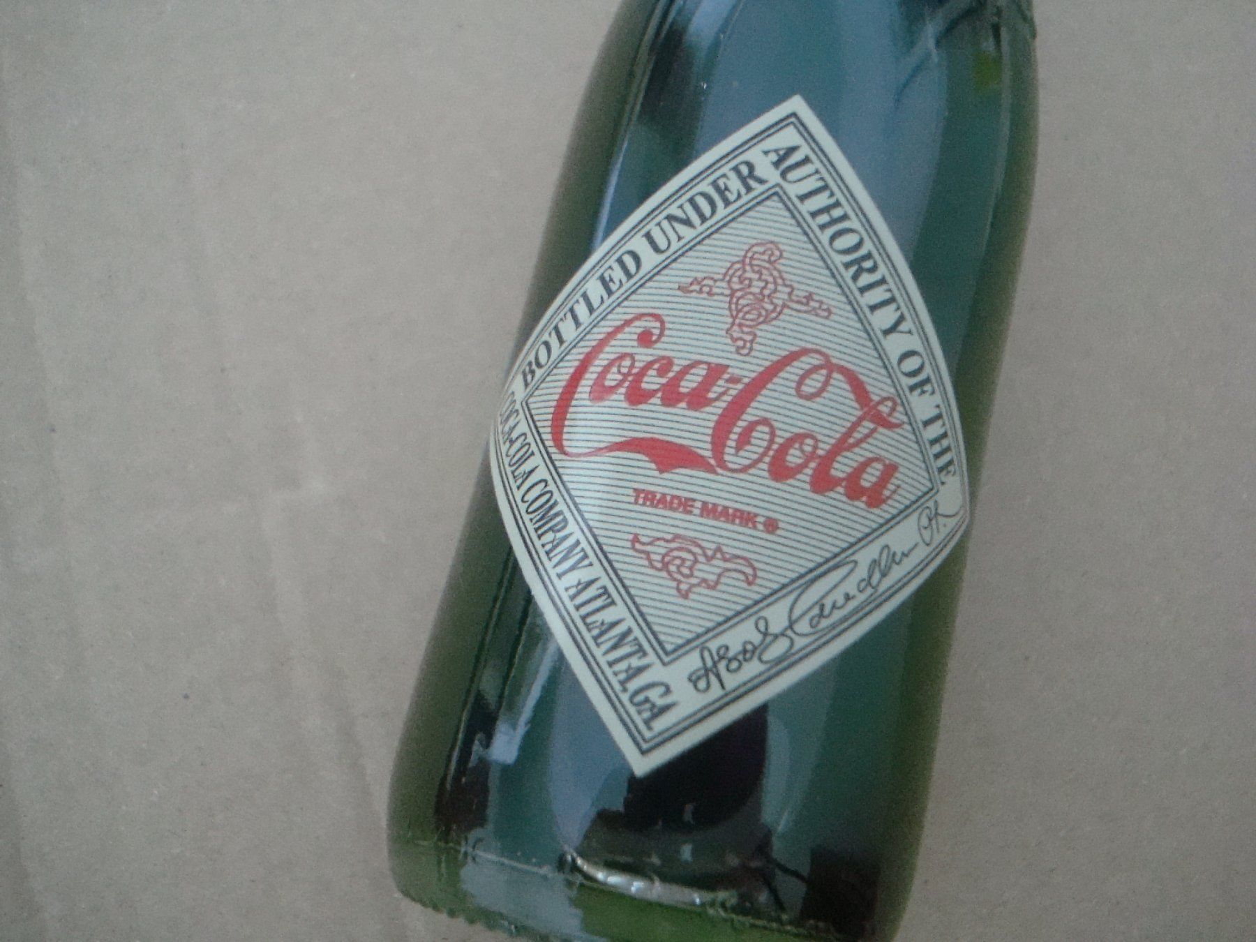 Coca-Cola Altro in Stoviglie & Bicchieri: Spezielle Coca Cola - Flasche - 2012 – Nuovo (secondo la descrizione) da Neuenegg venduto da flohcante 1