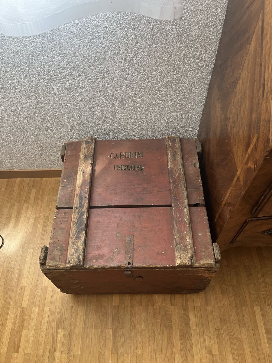Wein- & Bierkisten: Caisse bière cardinal  – Gebraucht aus Neyruz FR von Martin0129 2
