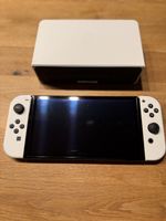 Nintendo Switch OLED + Grip + Docking Station, top!