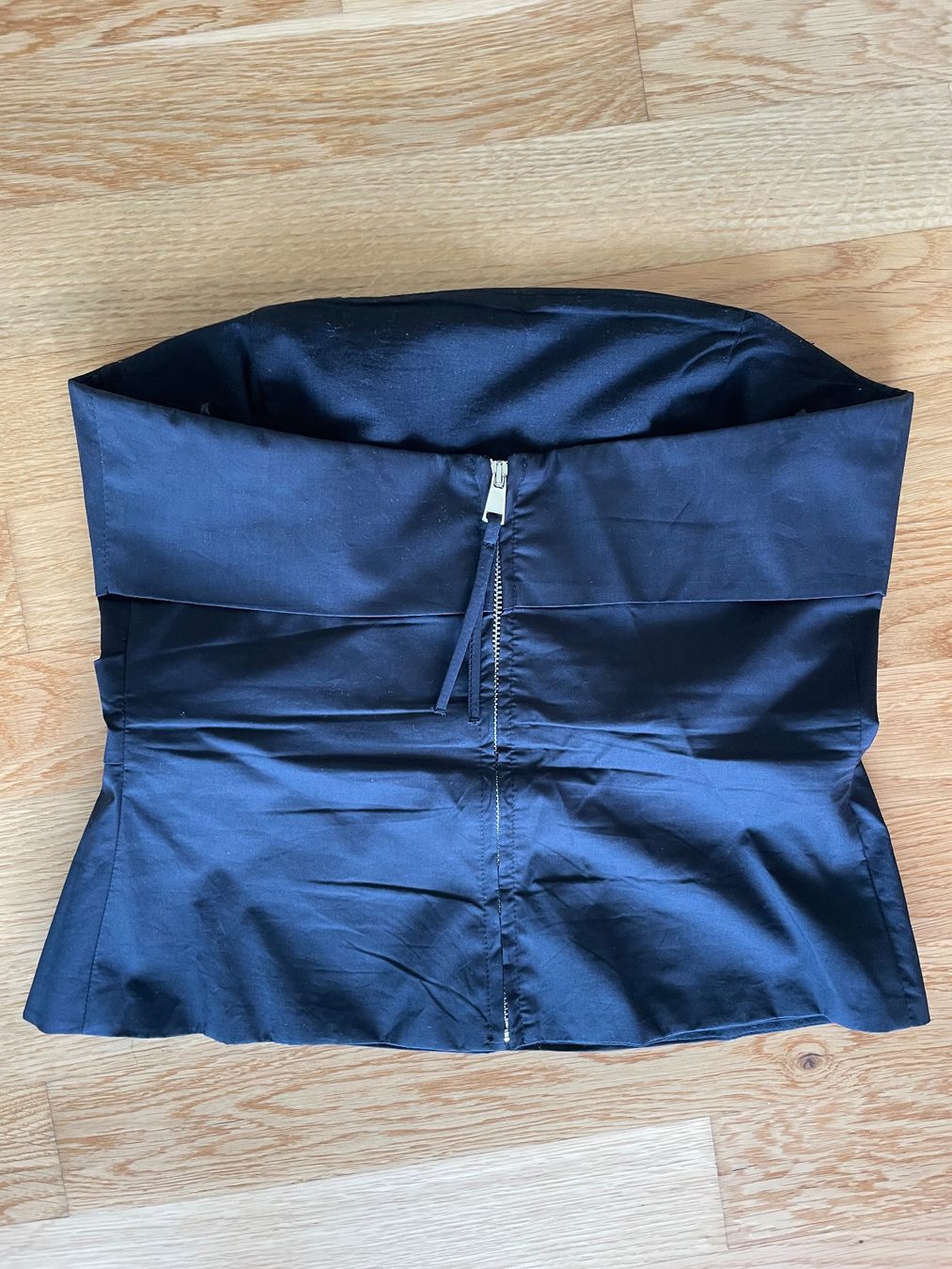 Zara Tops: Schwarzer Top ZARA – D'occasion à Richterswil par IrynaL 1