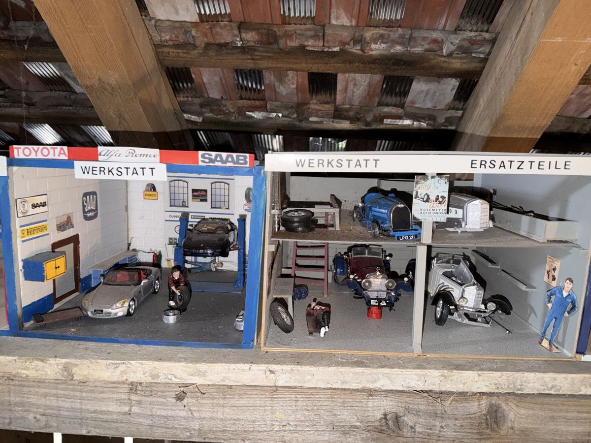 Modellini d'auto: Grosse Modellauto-Sammlung mit Dioramen – Usato da Rheineck venduto da kim_tqr7 3