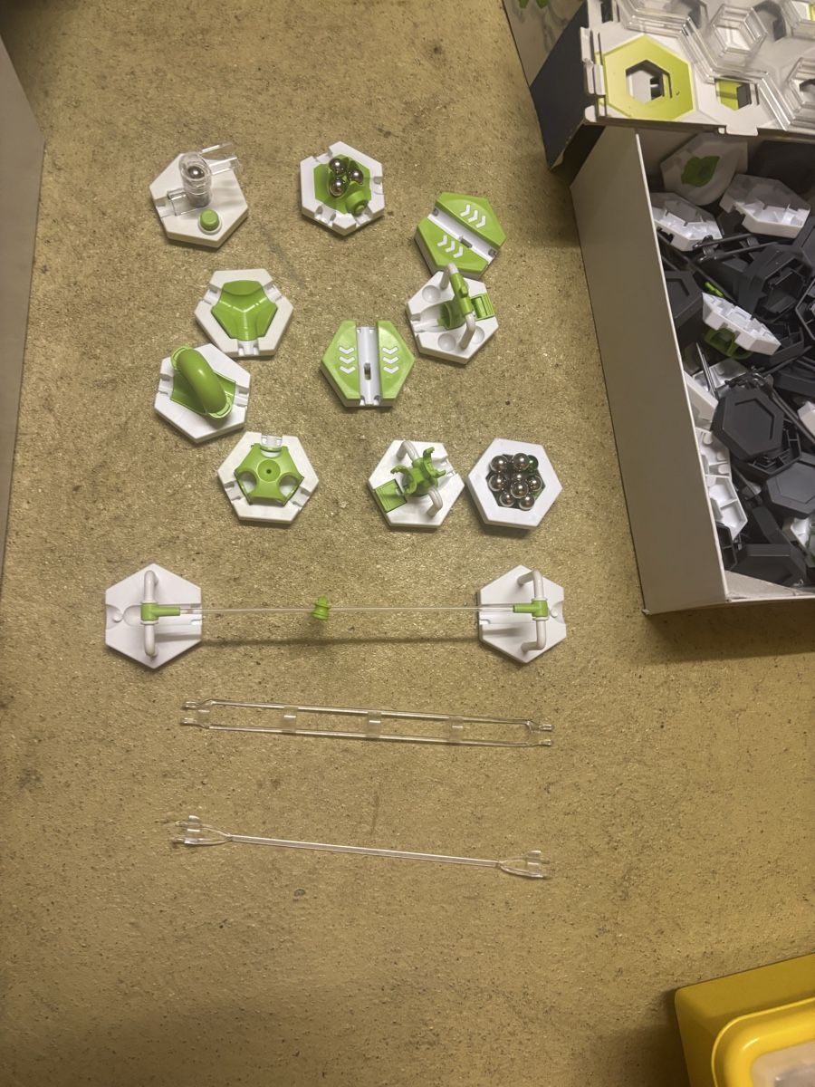 Ravensburger Kit di costruzioni: Gravitrax Starter-Set: interaktives Kugelbahnsystem! – Usato da Schmerikon venduto da Mueramusik 1