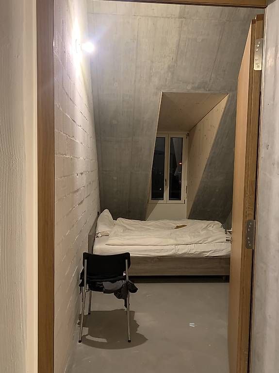 Letti: Bettgestell 160/200cm – Usato da Zürich venduto da Jomu98