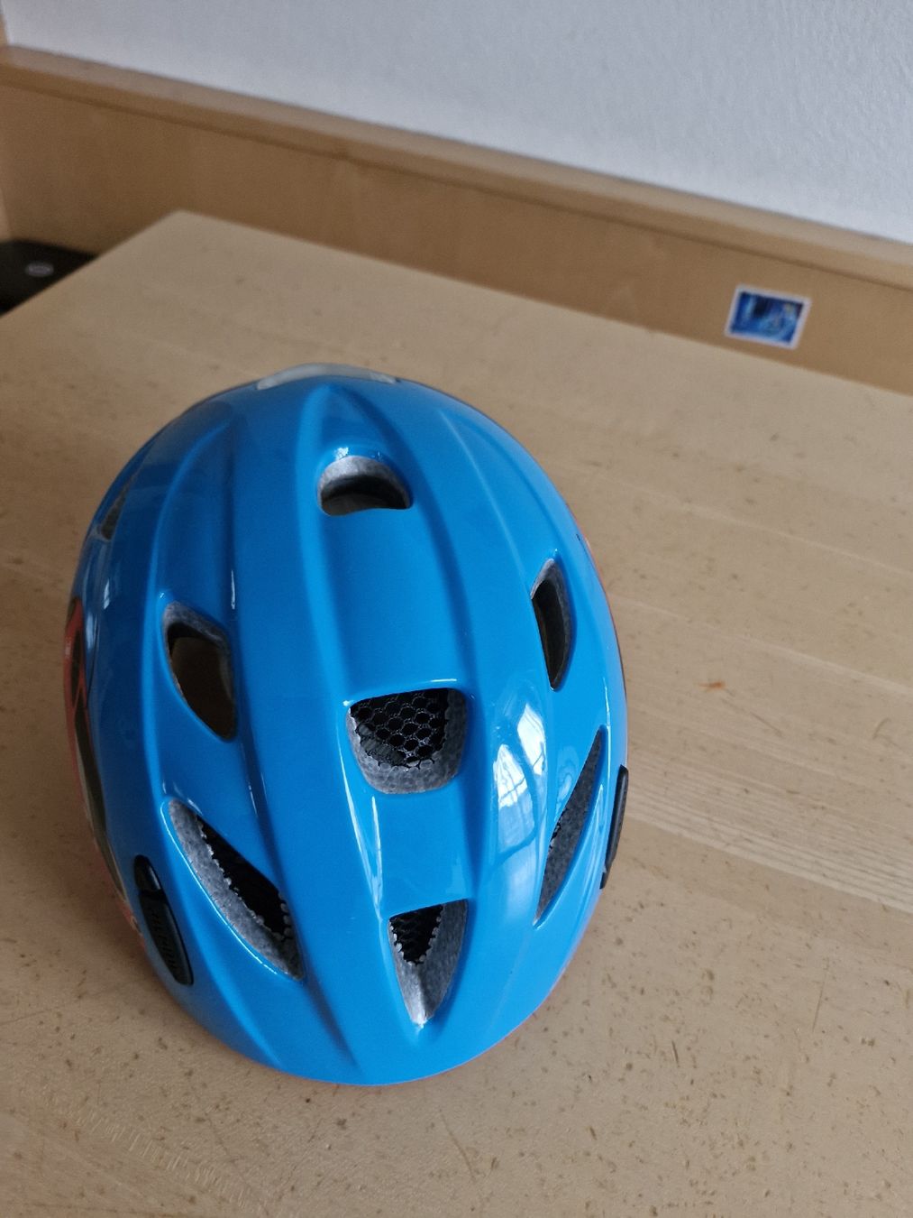 Caschi: Kinder Velohelm junge – Usato da Disentis/Mustér venduto da epa_862v 1