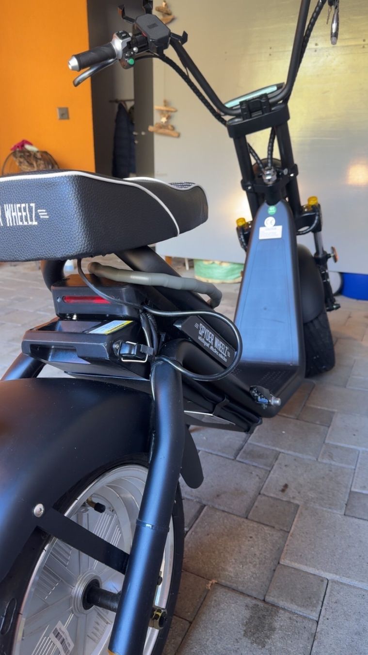 Elektromobile: E-Chopper Elektro Roller Spyder Wheelz Schwarz NEU – Neu (gemäss Beschreibung) aus Untervaz von vanowill 4
