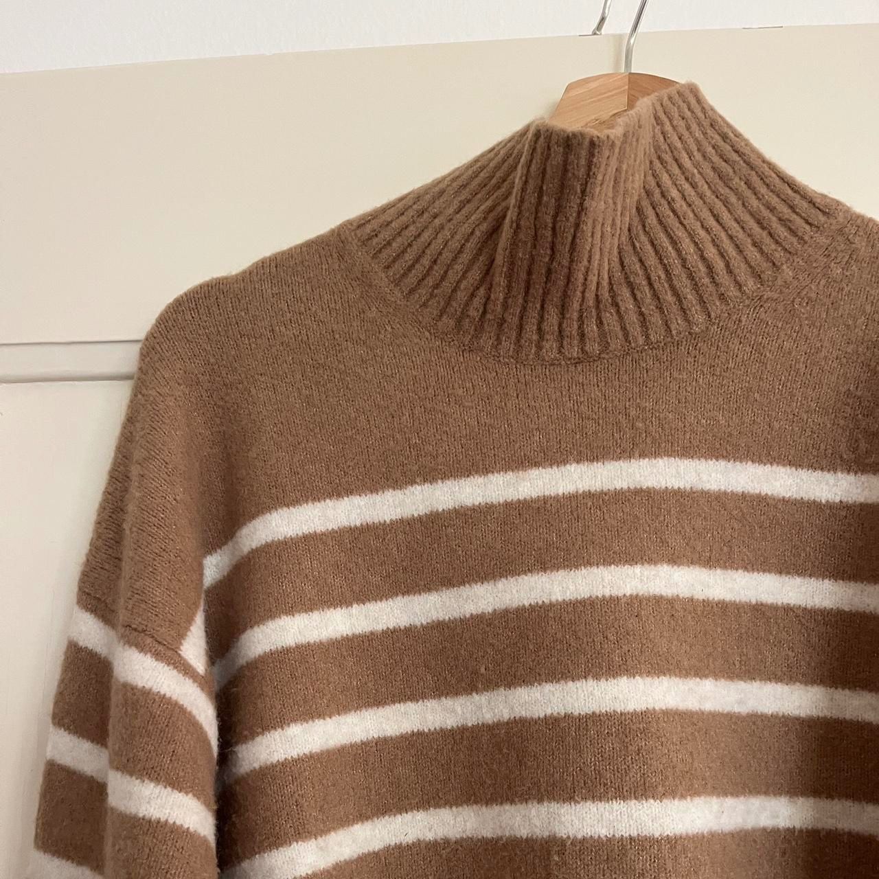 Uniqlo Maglioni & Felpe: UNIQLO STRIPED TURTLENECK SWEATER – Usato da Bern venduto da michelle_c98 1