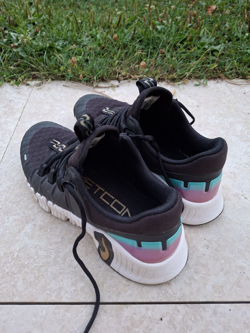 Nike Scarpe da donna: basket nike metcon 5 taille 36,5 – Usato da Chavannes-de-Bogis venduto da senator635 1