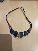 Blaue Statement-Kette mit Goldakzenten - Sommer-Accessoire!
