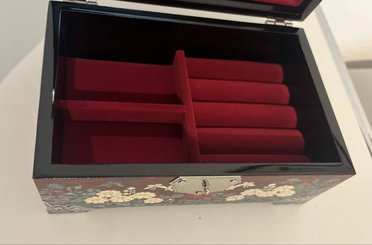 Truhen: Schmuckkästchen Perlmutt Koreanisches Bijou – Neu und originalverpackt aus Muri b. Bern von Merliner01 4