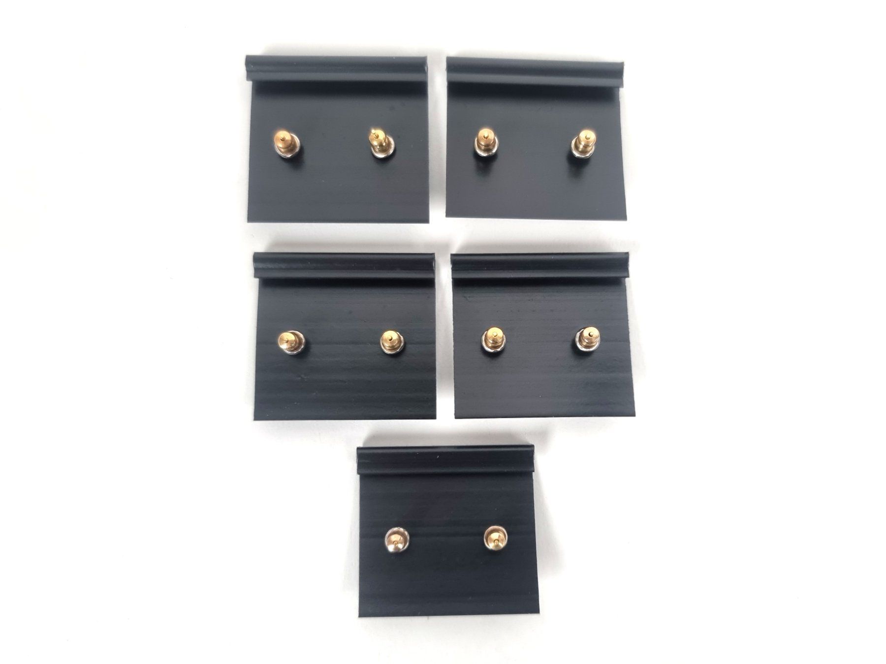 Boucles d'oreille: Ohrstecker – D'occasion à Urtenen-Schönbühl par Restwert_Schoenbuehl 1