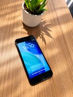 Apple iPhone SE 2– 64 GB – Akku 74% – Arbeitshandy 