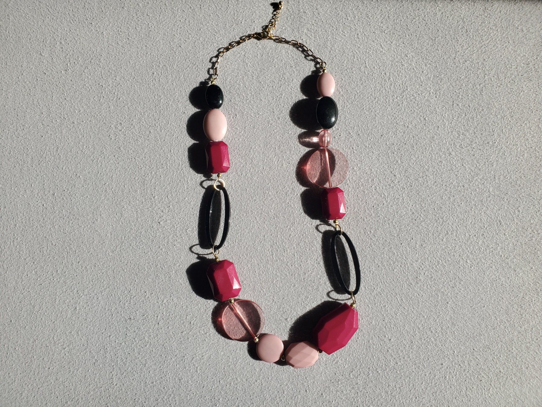 Catenine: Collier fantaisie rose – Usato da Rennaz venduto da La_malle_du_dauphin 1