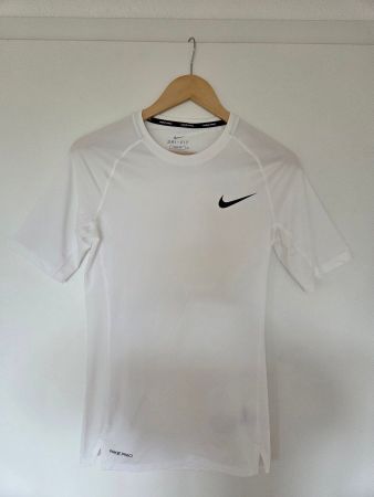 Nike Pro Dri-FIT Tight Fit Shirt Weiss S BV5631-100 NEU
