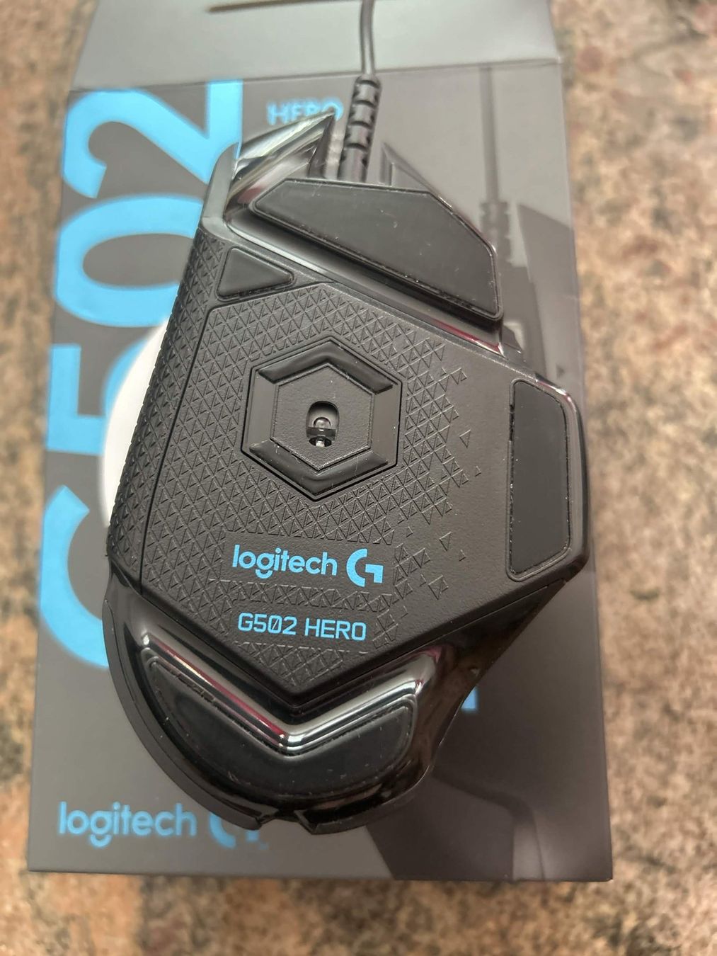 Logitech Mouse: Logitech G502Gaming Mouse mit Kabel – Usato da Luzern venduto da cab_gk7f 2